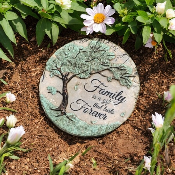 Carson Home Accents Garden Stone-Keynote Collection-“Family Is A Gift Forever” - Picture 13 of 16